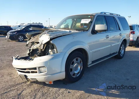 2005 Lincoln Navigator из США, поврежденный, VIN 5LMFU28545LJ03611